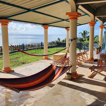 Вілла Chez Tonio Magic Ocean View Port South East Екстер'єр фото
