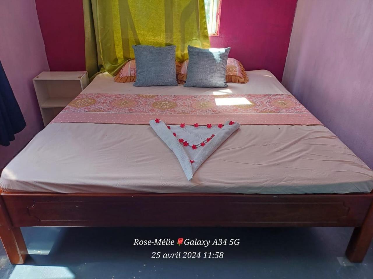 Вілла Chez Tonio Magic Ocean View Port South East Екстер'єр фото